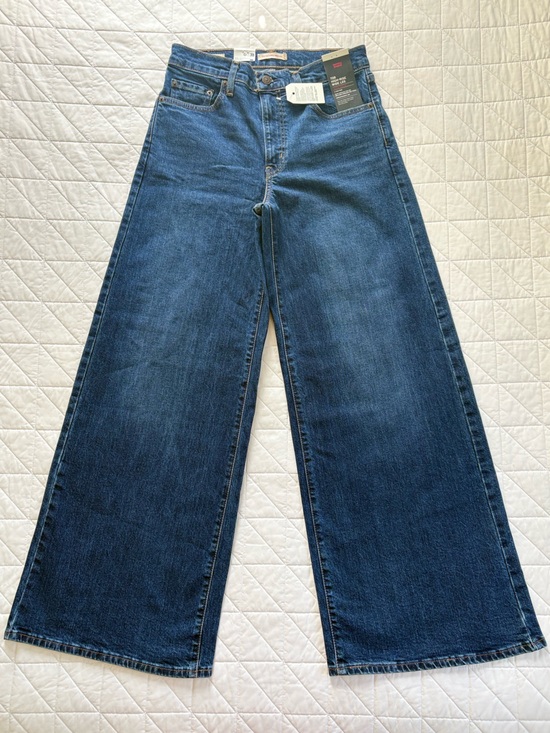 Levi's Denim - Levi's Premium 728 High-Rise Wide-Leg Jeans Size - Women’s Size 29x32 NWT